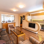 Дава се под наем Тристаен апартамент в София, Център - 86 кв.м за 850 € - Снимка #1