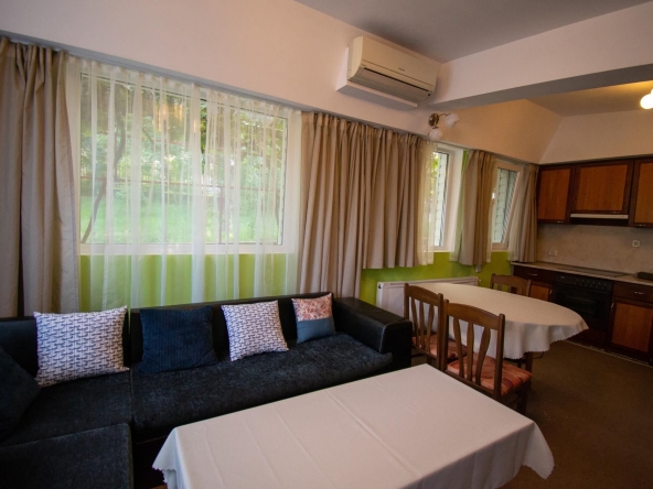 Дава се под наем Къща в София, Симеоново - 100 кв.м за 1200 € - Снимка #1