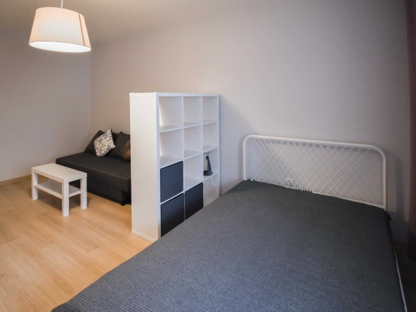 Дава се под наем Едностаен апартамент в София, Витоша - 52 кв.м за 331.5 € - Снимка #1
