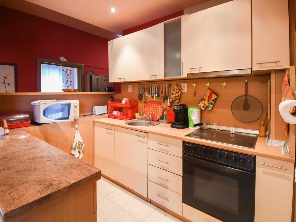 Дава се под наем Двустаен апартамент в София, Илинден - 63 кв.м за 323.85 € - Снимка #1