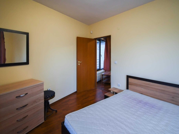 Дава се под наем Двустаен апартамент в София, Павлово - 60 кв.м за 348.84 € - Снимка #1