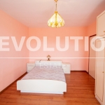 Дава се под наем Тристаен апартамент в София, Модерно предградие - 72 кв.м за 598.23 € - Снимка #1