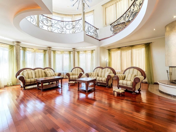 Къща в Варна, м-т Евксиноград - 660 кв.м за 1591 €/кв.м - Снимка #1