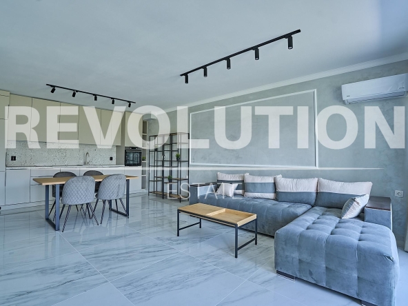 Дава се под наем Двустаен апартамент в Пловдив, Христо Смирненски - 79 кв.м за 847.62 € - Снимка #1