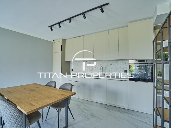 Дава се под наем Двустаен апартамент в Пловдив, Христо Смирненски - 79 кв.м за 747.66 € - Снимка #1