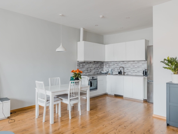 Двустаен апартамент в София, Изток - 64 кв.м за 1252 €/кв.м - Снимка #1