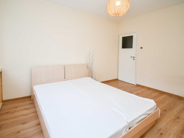 Двустаен апартамент в София, Център - 64 кв.м за 789 €/кв.м - Снимка #1