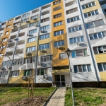 Тристаен апартамент в Бургас, Лазур - 62 кв.м за 1522 €/кв.м - Снимка #1