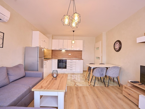 Дава се под наем Двустаен апартамент в Пловдив, Каменица 1 - 65 кв.м за 510 € - Снимка #1