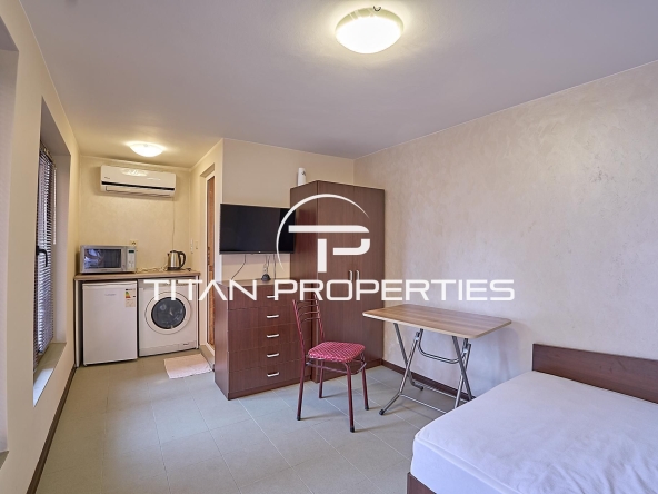 Дава се под наем Едностаен апартамент в Пловдив, Център - 25 кв.м за 250 € - Снимка #1