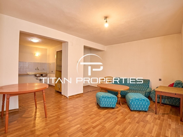 Тристаен апартамент в Пловдив, Център - 109 кв.м за 2153 €/кв.м - Снимка #1