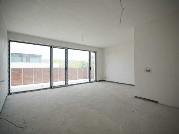 Многостаен апартамент в София, Горубляне - 137 кв.м за 2081 €/кв.м - Снимка #1