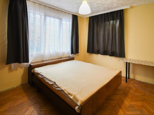 Дава се под наем Двустаен апартамент в София, Лозенец - 70 кв.м за 373.83 € - Снимка #1