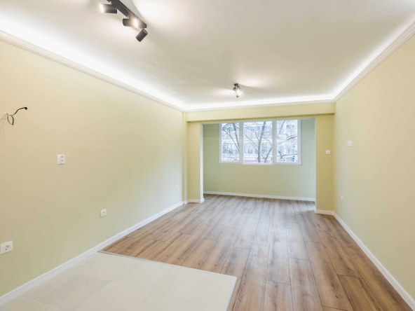 Четиристаен апартамент в Варна, Чайка - 79 кв.м за 1534 €/кв.м - Снимка #1