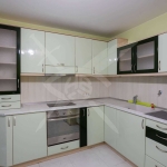 Дава се под наем Тристаен апартамент в Варна, Левски - 80 кв.м за 700 € - Снимка #1