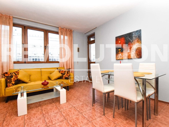 Дава се под наем Двустаен апартамент в София, Хладилника - 70 кв.м за 575 € - Снимка #1