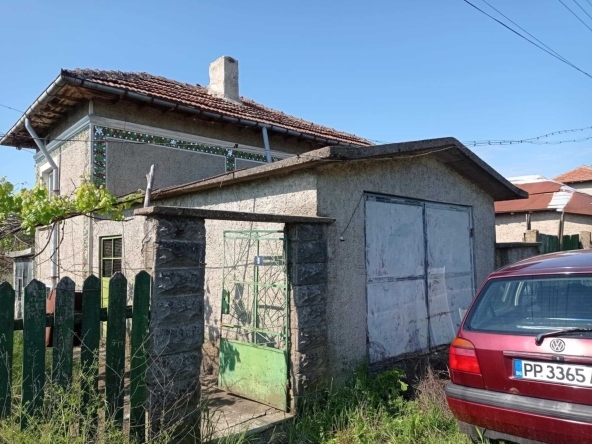 Къща в Кубрат - 68 кв.м за 210 €/кв.м - Снимка #1