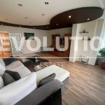 Дава се под наем Тристаен апартамент в Варна, Център - 90 кв.м за 350 € - Снимка #1