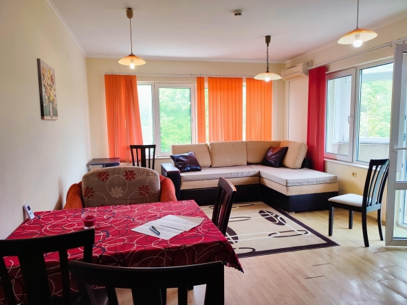 Дава се под наем Двустаен апартамент в к.к. Златни пясъци - 68 кв.м за 450 € - Снимка #1