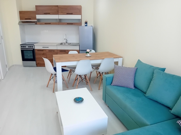 Дава се под наем Тристаен апартамент в Варна, Бриз - 88 кв.м за 600 € - Снимка #1