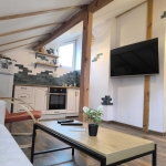 Дава се под наем Тристаен апартамент в София, Център - 70 кв.м за 660 € - Снимка #1