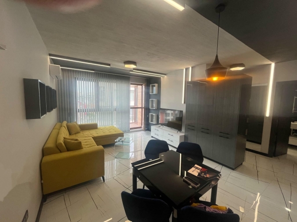 Дава се под наем Двустаен апартамент в София, Кръстова вада - 67 кв.м за 800 € - Снимка #1