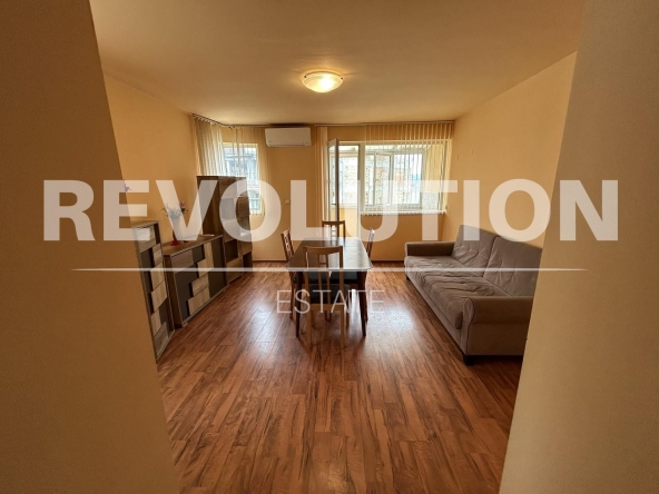 Дава се под наем Двустаен апартамент в Варна, Център - 54 кв.м за 400 € - Снимка #1