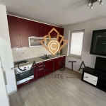 Дава се под наем Тристаен апартамент в Пловдив, Център - 90 кв.м за 484.5 € - Снимка #1