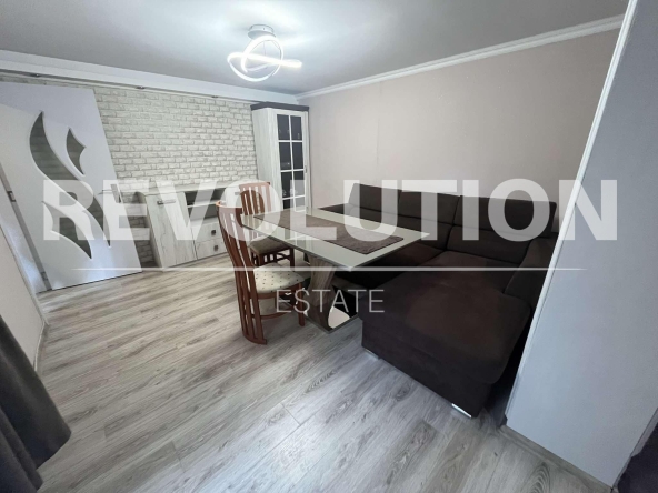 Дава се под наем Къща в Варна, Христо Ботев - 100 кв.м за 450 € - Снимка #1