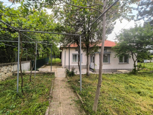 Къща в Стара Загора, Аязмото - 100 кв.м за 750 €/кв.м - Снимка #1