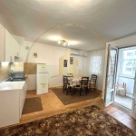 Дава се под наем Двустаен апартамент в Варна, Център - 70 кв.м за 375 € - Снимка #1