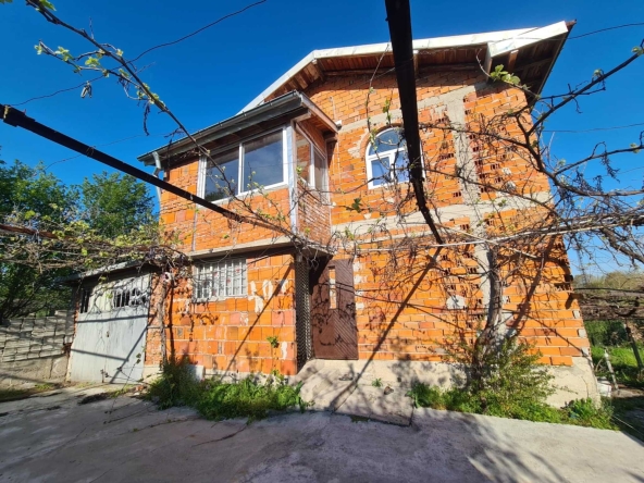 Къща в Хасково, Промишлена зона - Изток - 156 кв.м за 834 €/кв.м - Снимка #1