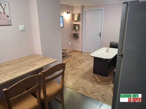 Дава се под наем Двустаен апартамент в Варна, Нептун - 57 кв.м за 331.5 € - Снимка #1