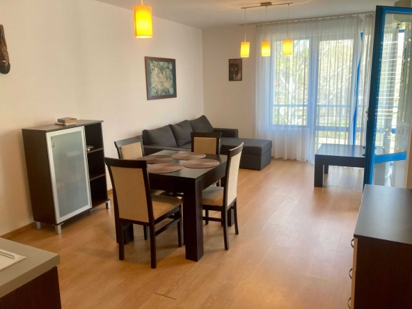 Двустаен апартамент в к.к. Слънчев бряг - 75 кв.м за 1174 €/кв.м - Снимка #1