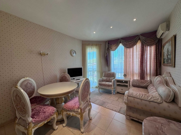 Двустаен апартамент в к.к. Елените - 52 кв.м за 1212 €/кв.м - Снимка #1