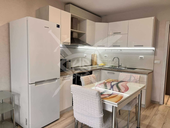 Дава се под наем Двустаен апартамент в Варна, Лятно кино Тракия - 60 кв.м за 450 € - Снимка #1