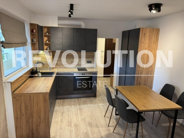 Дава се под наем Двустаен апартамент в Варна, Победа - 65 кв.м за 650 € - Снимка #1