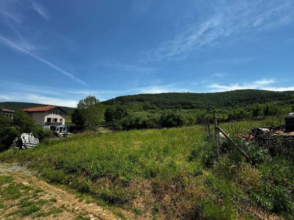 Парцел в с. Сулица, Област Стара Загора - 641 кв.м за 42 €/кв.м - Снимка #1