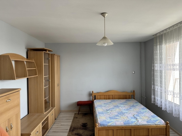 Дава се под наем Двустаен апартамент в Пловдив, Кършияка - 47 кв.м за 350 € - Снимка #1
