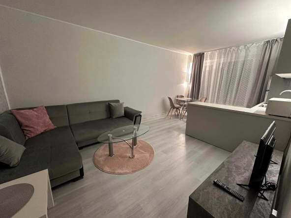 Двустаен апартамент в София, Белите брези - 74 кв.м за 1852 €/кв.м - Снимка #1