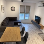 Дава се под наем Двустаен апартамент в Варна, Победа - 65 кв.м за 650 € - Снимка #1