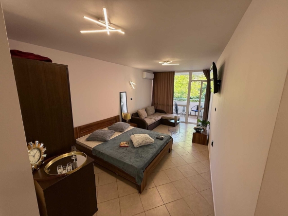 Едностаен апартамент в к.к. Слънчев бряг - 44 кв.м за 1478 €/кв.м - Снимка #1