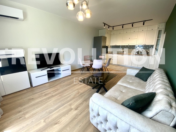 Дава се под наем Двустаен апартамент в Варна, Бриз - 52 кв.м за 700 € - Снимка #1