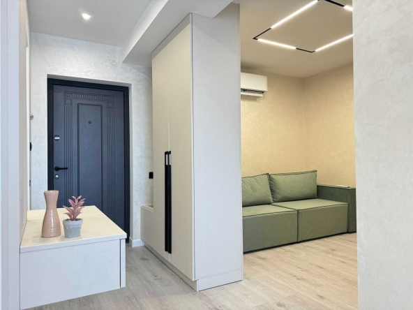 Дава се под наем Тристаен апартамент в Пловдив, Каменица 1 - 67 кв.м за 500 € - Снимка #1