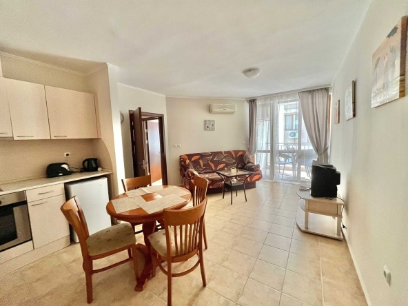 Тристаен апартамент в с. Равда, Област Бургас - 76 кв.м за 1106 €/кв.м - Снимка #1