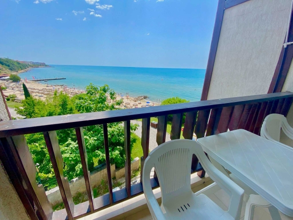 Тристаен апартамент в Свети Влас - 98 кв.м за 1531 €/кв.м - Снимка #1