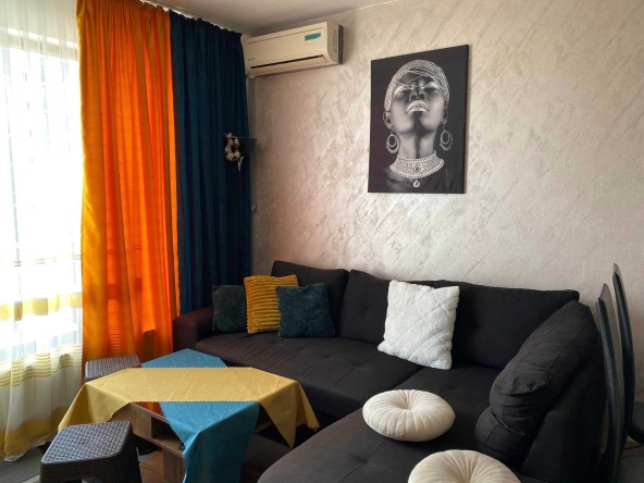 Дава се под наем Двустаен апартамент в София, Витоша - 65 кв.м за 612 € - Снимка #1