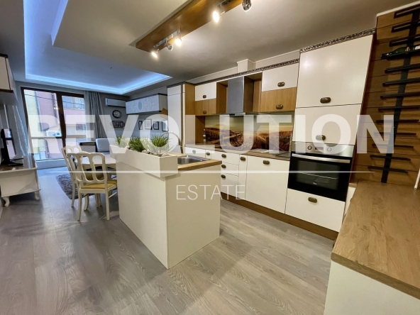 Дава се под наем Двустаен апартамент в Варна, Лятно кино Тракия - 65 кв.м за 700 € - Снимка #1