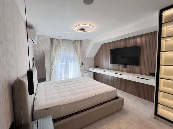 Дава се под наем Многостаен апартамент в София, Белите брези - 203 кв.м за 2600 € - Снимка #1