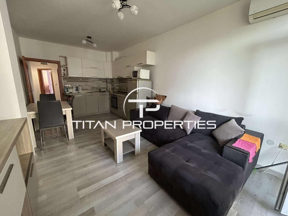 Дава се под наем Тристаен апартамент в Варна, Левски - 80 кв.м за 600 € - Снимка #1